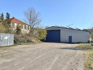 Absolute Rarität: Historisches und großzügiges Wohnhaus mit zwei Gewerbehallen zu verkaufen! Fördergelder möglich! Bild 15