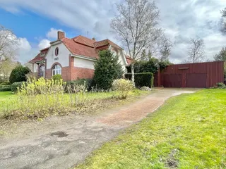 Absolute Rarität: Historisches und großzügiges Wohnhaus mit zwei Gewerbehallen zu verkaufen! Fördergelder möglich! Bild 13