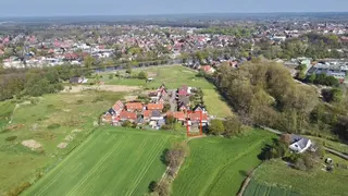 Raus ins Grüne: Doppelhaushälfte mit Garten und Garage in Kanalnähe und direkter Feldrandlage in Lingen zu verkaufen! Bild 2