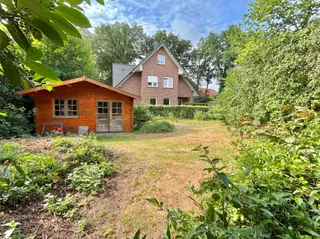 Umgeben von Natur - Wohnen im Grünen: Bungalow auf 1.550 qm großem Südgrundstück zu verkaufen! Bild 9