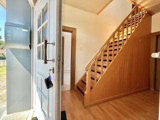 Gepflegtes Ein- bis Zweifamilienhaus mit diversen Garagen und Werkstätten zu verkaufen! Bild 16