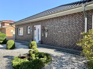 Ebenerdig und energieeffizient in die Zukunft: Junger und gepflegter Bungalow mit Carport in ruhiger Neubausiedlung von Thuine zu verkaufen! Bild 2