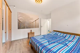 Alles auf einer Ebene: Neuwertiger und gepflegter Bungalow mit vielen Highlights und Platz für Ihr Wohnmobil zu verkaufen! Bild 11