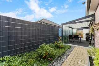 Alles auf einer Ebene: Neuwertiger und gepflegter Bungalow mit vielen Highlights und Platz für Ihr Wohnmobil zu verkaufen! Bild 18
