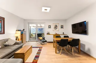 Alles auf einer Ebene: Neuwertiger und gepflegter Bungalow mit vielen Highlights und Platz für Ihr Wohnmobil zu verkaufen! Bild 2