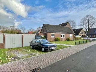 Ob als 3-Familienhaus, Kapitalanlage oder Baugrundstück - hier ist alles möglich! Zwei Wohnhäuser auf großem Grundstück in Lingen Damaschke! Bild 8