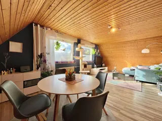 Ob als 3-Familienhaus, Kapitalanlage oder Baugrundstück - hier ist alles möglich! Zwei Wohnhäuser auf großem Grundstück in Lingen Damaschke! Bild 20