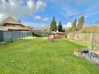 Ob als 3-Familienhaus, Kapitalanlage oder Baugrundstück - hier ist alles möglich! Zwei Wohnhäuser auf großem Grundstück in Lingen Damaschke! Bild 9
