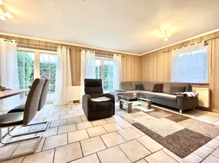 Schöne Doppelhaushälfte mit drei Schlafzimmern und pflegeleichtem Garten in zentraler und ruhiger Wohnlage von Fürstenau! Bild 9