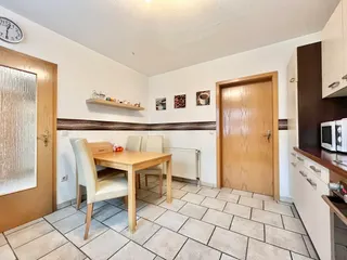 Schöne Doppelhaushälfte mit drei Schlafzimmern und pflegeleichtem Garten in zentraler und ruhiger Wohnlage von Fürstenau! Bild 15