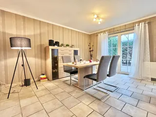 Schöne Doppelhaushälfte mit drei Schlafzimmern und pflegeleichtem Garten in zentraler und ruhiger Wohnlage von Fürstenau! Bild 8