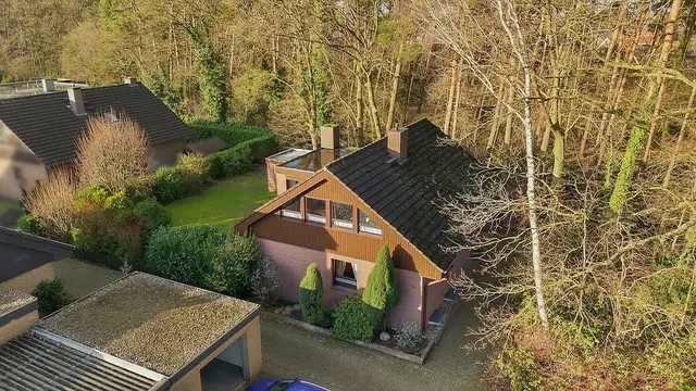 Lingen - Gauerbach: Gepflegtes Ein- bis Zweifamilienhaus mit Garage am Waldrand und Sackgassenendlage!