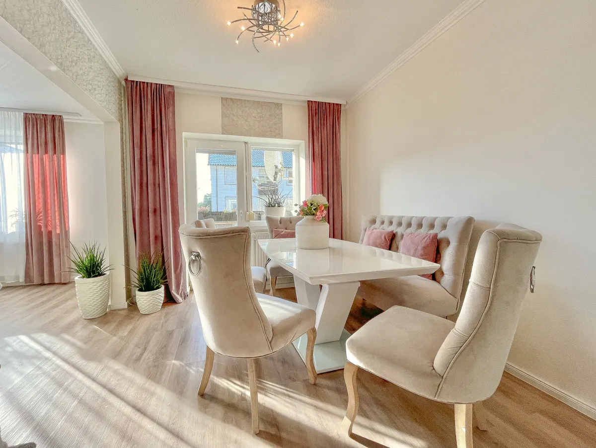 Modernisierte Erdgeschosswohnung mit Garten und zwei Stellplätzen in Lingen - Heukampstannen!