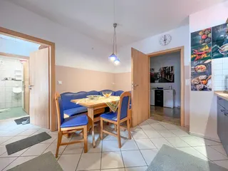 Großzügiges und stetig renoviertes Ein- bis Zweifamilienhaus mit sonnigem Garten in Lengerich! Bild 16