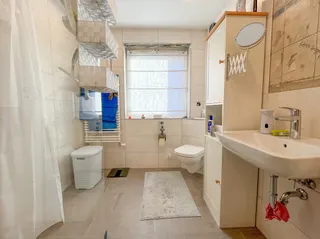 Großzügiges und stetig renoviertes Ein- bis Zweifamilienhaus mit sonnigem Garten in Lengerich! Bild 12
