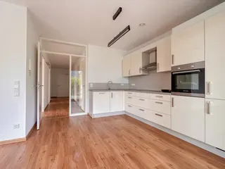 Emsauenpark: Hochwertige Erdgeschosswohnung mit Garten und Tiefgaragenstellplatz zu kaufen! KfW55! Bild 3