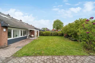 Sofort einziehen & wohlfühlen: Großzügiges und frisch modernisiertes Reihenendhaus mit Garage und Garten! Bild 31