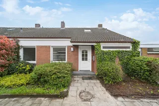 Sofort einziehen & wohlfühlen: Großzügiges und frisch modernisiertes Reihenendhaus mit Garage und Garten! Bild 29