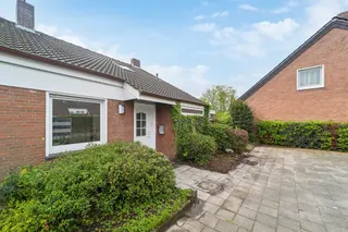 Sofort einziehen & wohlfühlen: Großzügiges und frisch modernisiertes Reihenendhaus mit Garage und Garten! Bild 28