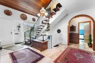 Einzigartiges Einfamilienhaus mit besonderer Architektur im beliebten Lingen - Darme! Bild 2