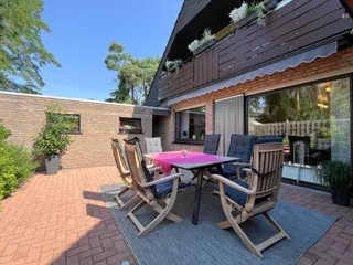 Raumwunder in Lingen - Gauerbach: Großzügiges und teilmodernisiertes Wohnen mit 6 Schlafzimmern! Bild 5