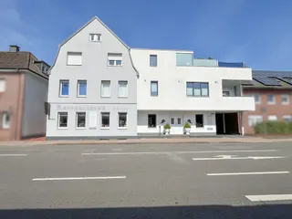 Attraktives Wohn- und Geschäftshaus auf großem Grundstück in direkter Innenstadtlage von Lingen! Bild 4