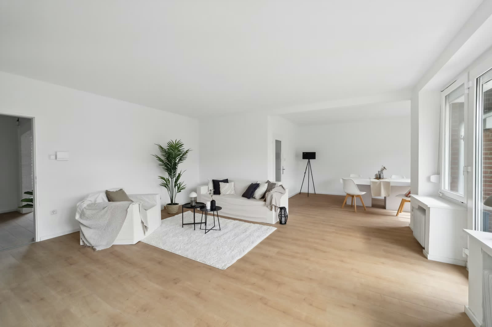 Wohnzimmer, eingerichtet von Körte Immobilien
